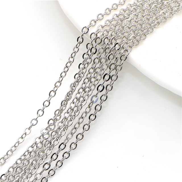 iron flat cross chain (1 yard/strip) white k