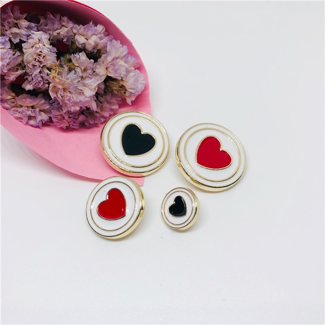 alloy heart dripping oil metal button