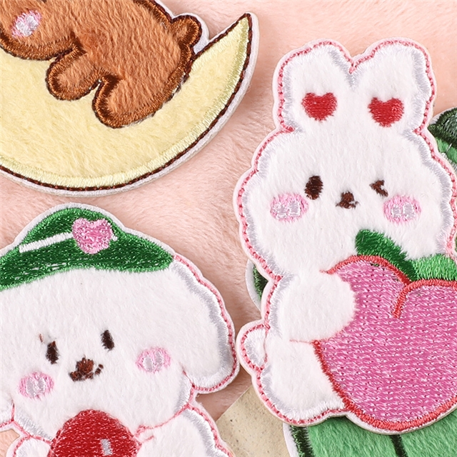 self-adhesive fabric cartoon animal embroidery patch (self-adhesive)