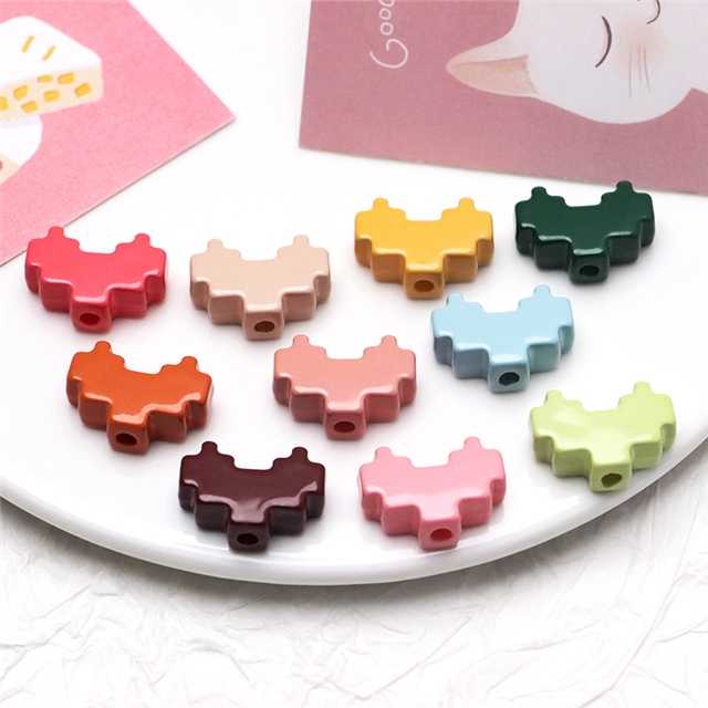 acrylic pixel heart border block assembly with acrylic beads