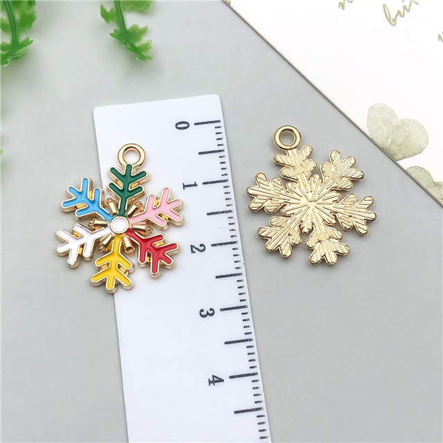 alloy christmas snowflake oil drop alloy pendant