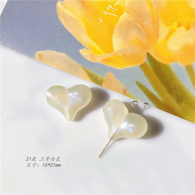 acrylic Translucent pigmented luminous dusting acrylic love heart beads