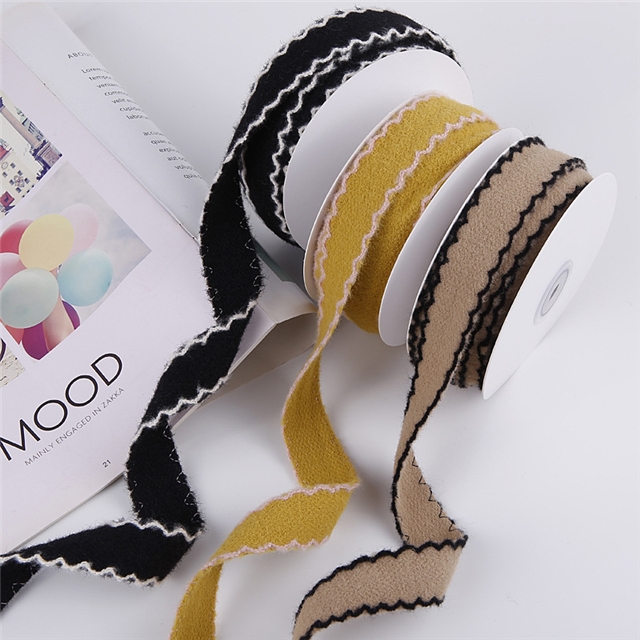 polyester solid colored plush contrasting edge woven tape