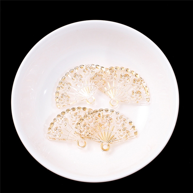 resin clear fan rose pendant