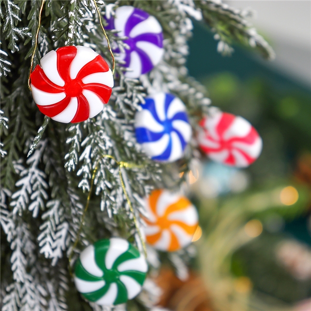 plastic double color christmas candy decorated with plastic beads (with hole)