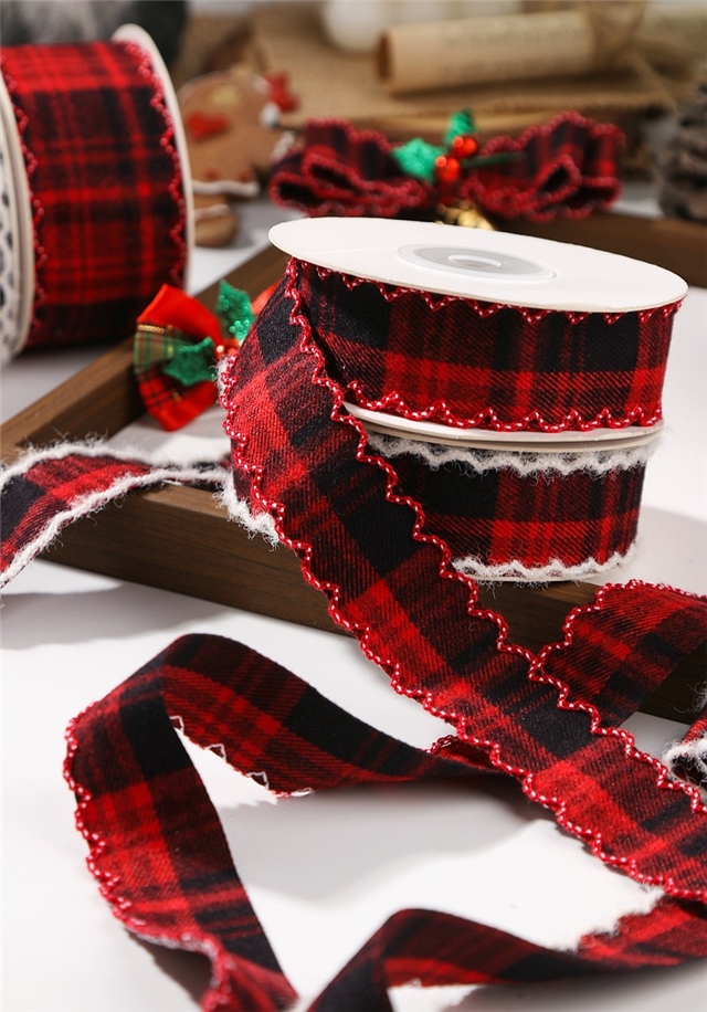 fluffy bud edge grid woven tape