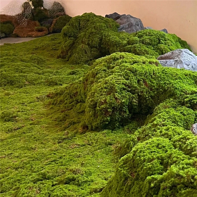 simulated moss artificial turf