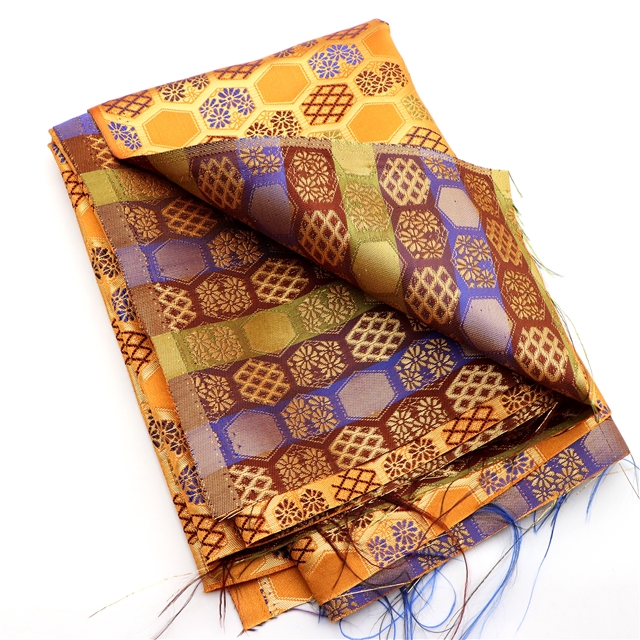 chinese style hexagonal woven satin gold and silver silk jacquard fabric