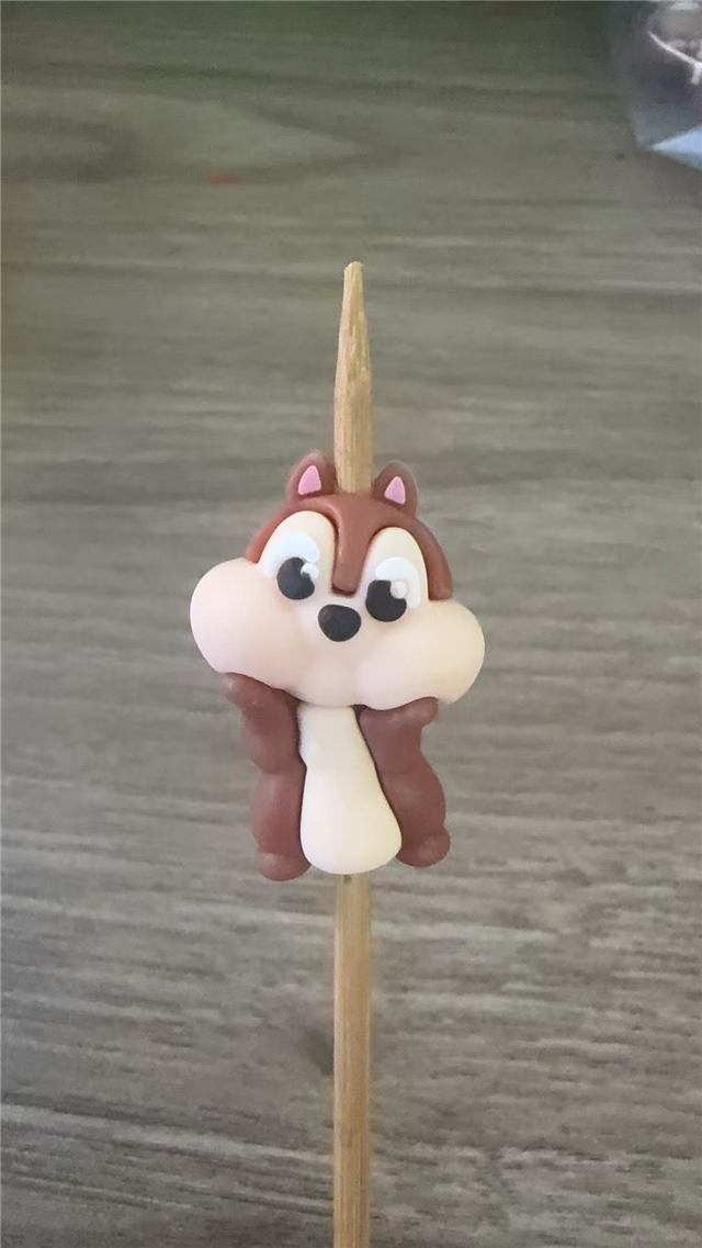 silicone three-dimensional squirrel silicone bead