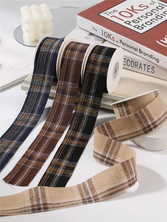 color blocked single-sided plush grid woven tape