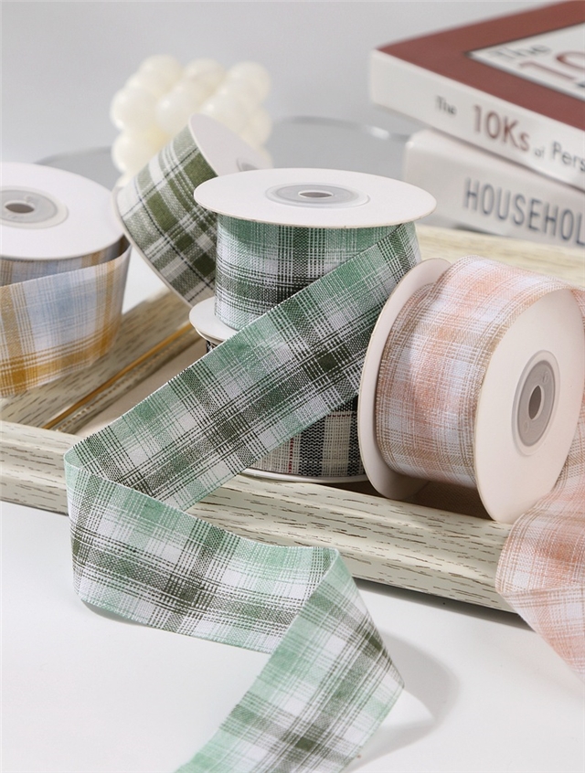 color blocked single-sided plush grid woven tape