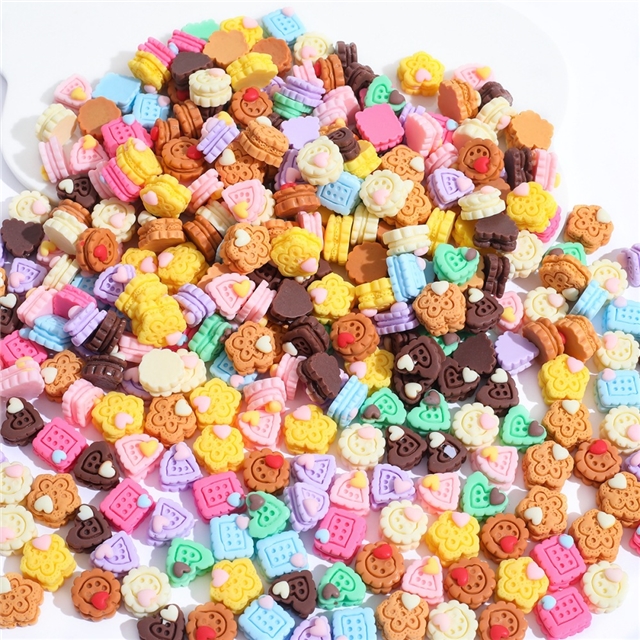 resin heart flower biscuit Mini 3d resin accessories(Random style)