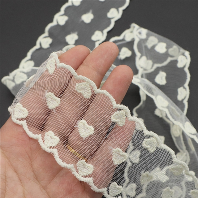 mesh heart lace wavy ribbon