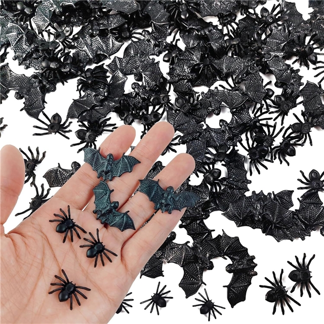 plastic mixed halloween mini plastic bat spider decoration prank insect toy