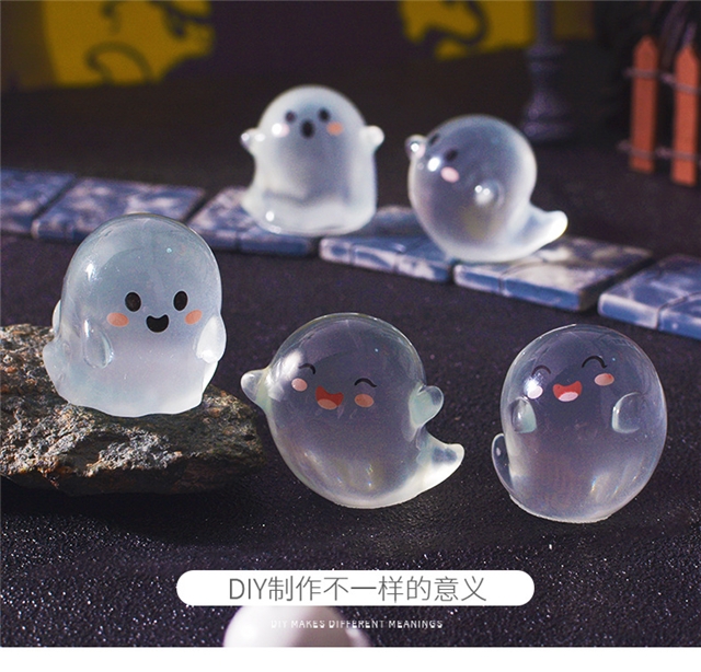 resin luminous cute ghost resin micro landscape ornament