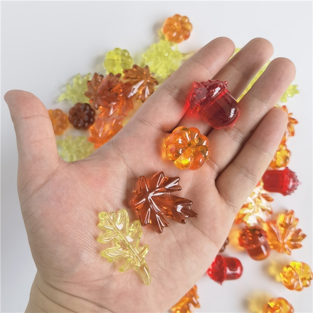 plastic/resin mixed thanksgiving plastic acrylic pumpkin acorn maple leaf ornament