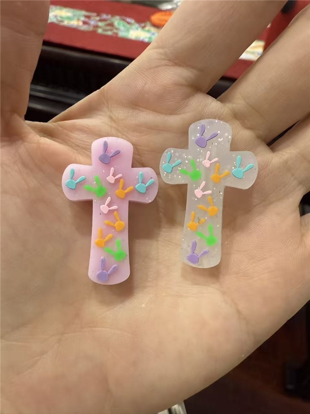 silicone rabbit head cross silicone beads