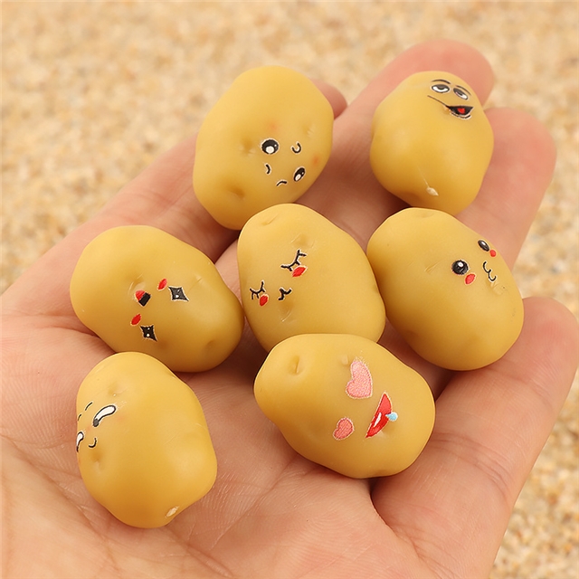 plastic/resin 3d simulation potato resin accessories 1#potato（expressive,randomly）