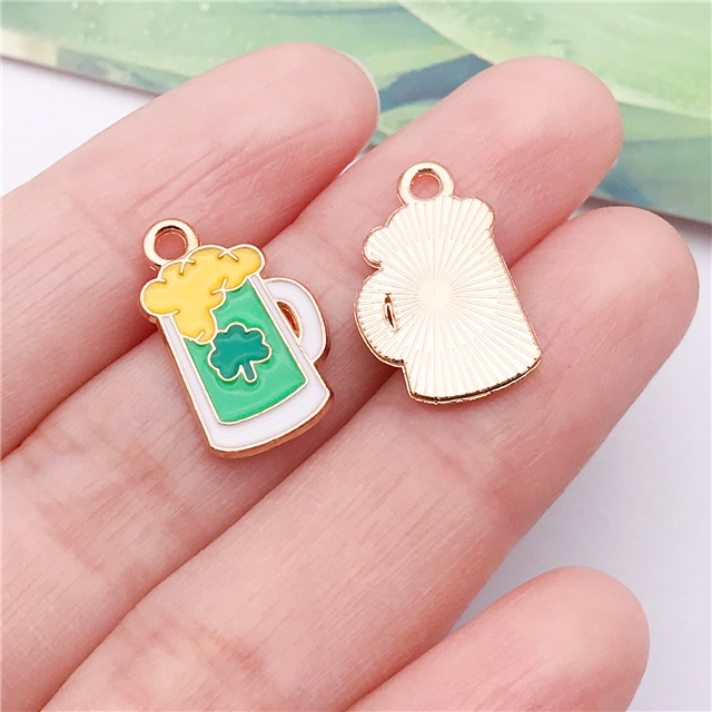 zinc alloy st patricks shamrock drop oil alloy pendant