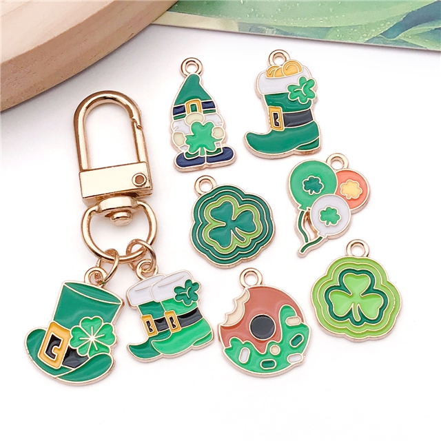 zinc alloy st patricks shamrock drop oil alloy pendant