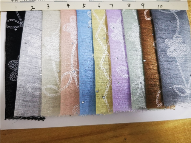 100%polyester rhinestone offset printed flower snow yarn fabric