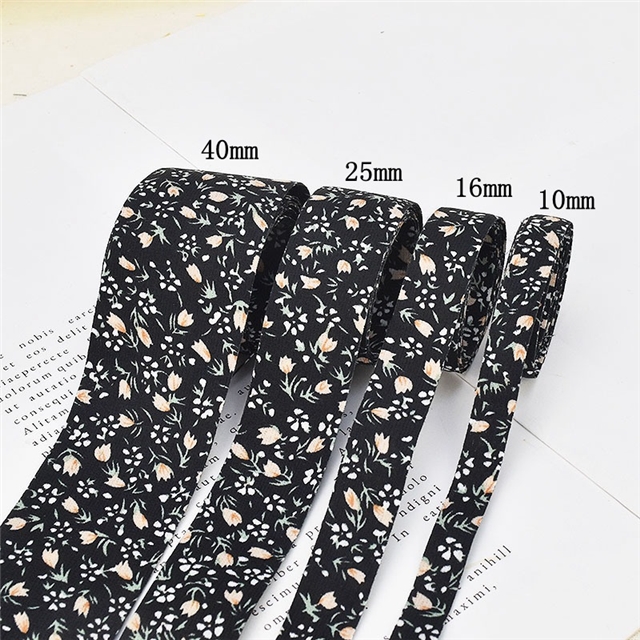 small floral printed ribbon