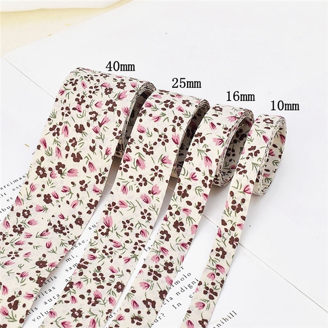 small floral printed ribbon