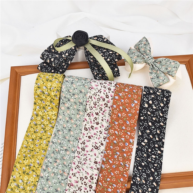 small floral printed ribbon