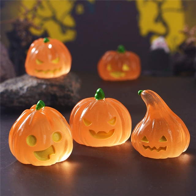 resin glow in the dark halloween pumpkin micro landscape decoration