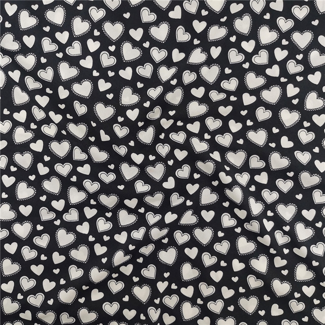 Micro-stretch printed heart-shaped fabric