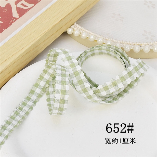 plain checkered woven tape