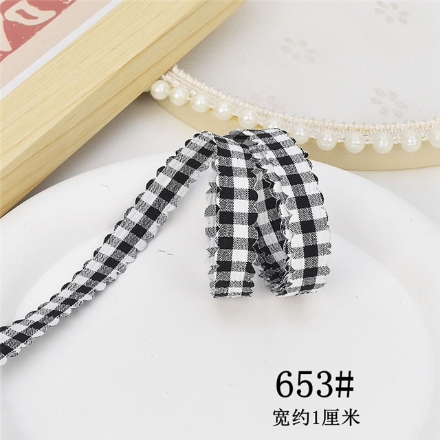 plain checkered woven tape