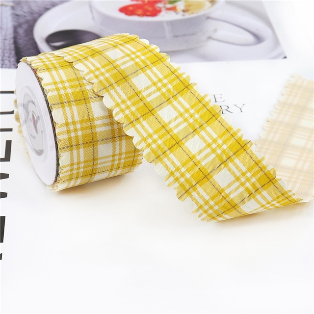 wavy checkered yarn ribbon
