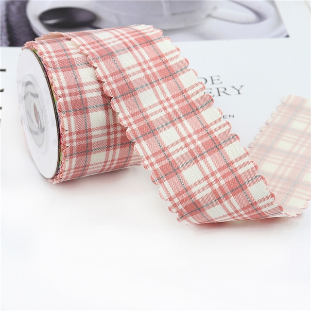 wavy checkered yarn ribbon