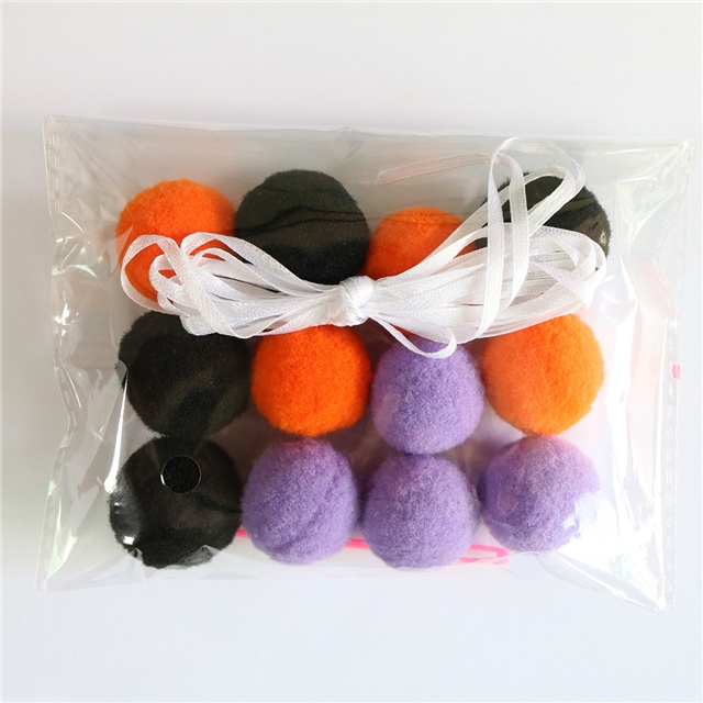halloween decoration with furry ball ornaments set (rope length 2.5 meters+12 wool balls)