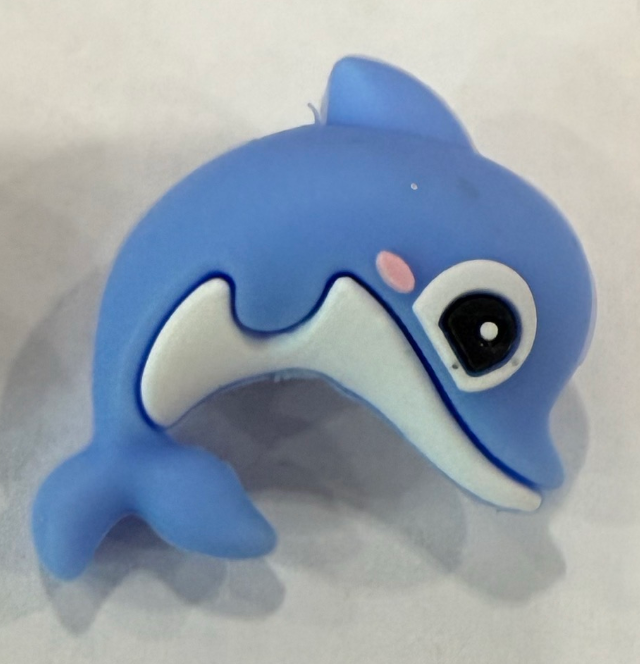 silicone three-dimensional dolphin silicone bead