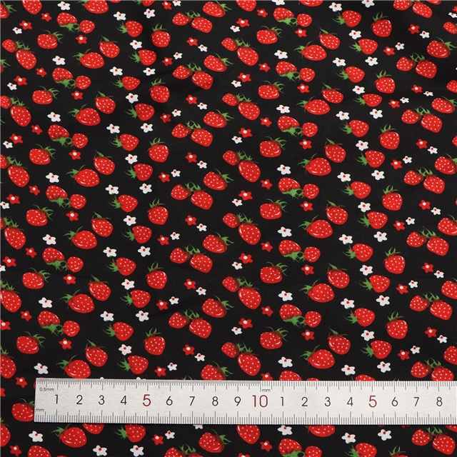 100％ polyester flowers strawberry 100％ polyester fabric