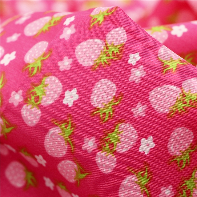 100％ polyester flowers strawberry 100％ polyester fabric