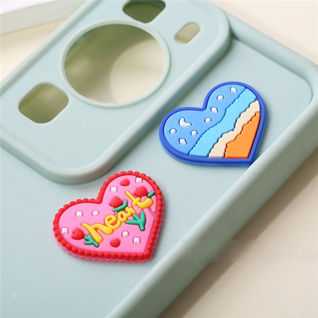 pvc heart pvc soft rubber accessories