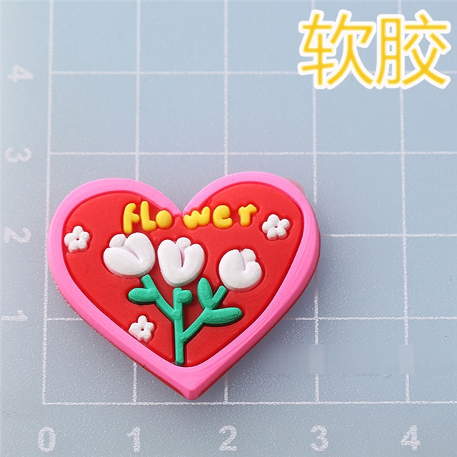 pvc heart flower pvc soft rubber accessories
