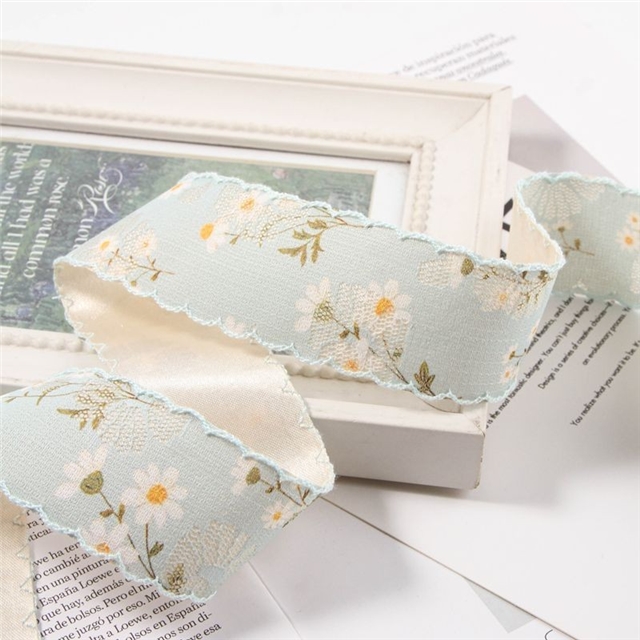daisy embroidery moon ribbon