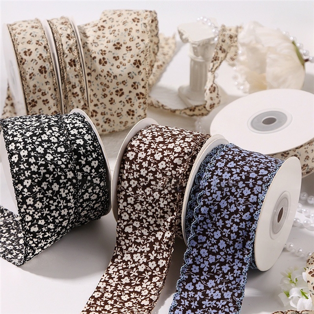 broken flower hooked edge woven tape