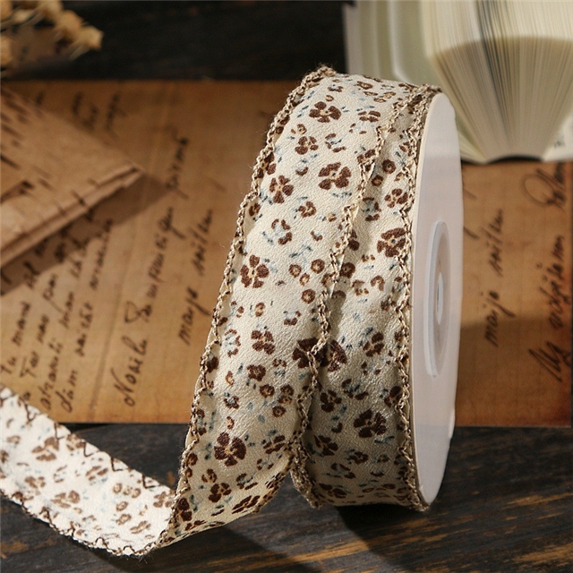 broken flower hooked edge woven tape