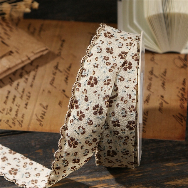 broken flower hooked edge woven tape