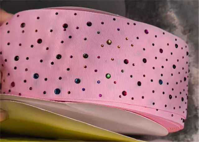 plain colored diamond ribbon